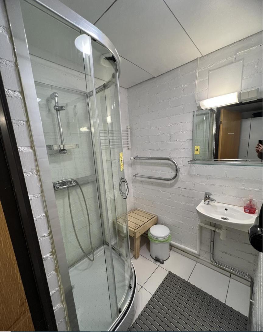 Office House Services 219 * Helsinki